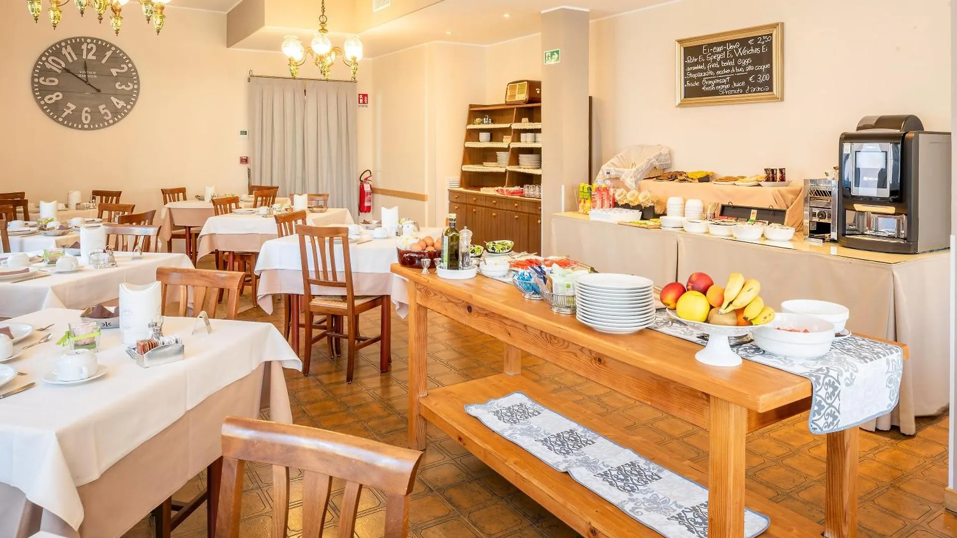 Hotel Taormina Bardolino 2*,  Italien