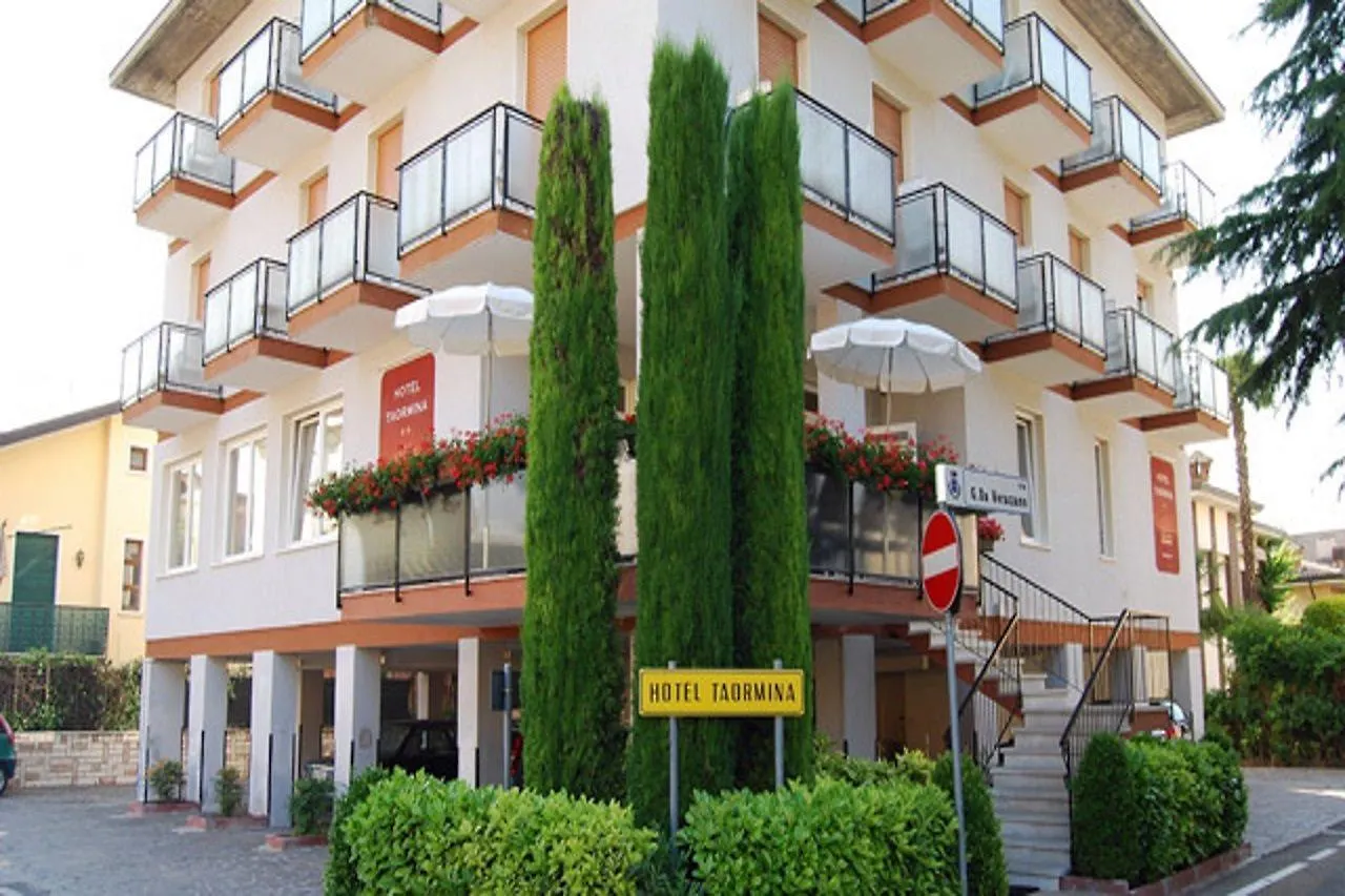 Hotel Taormina Bardolino 2*,