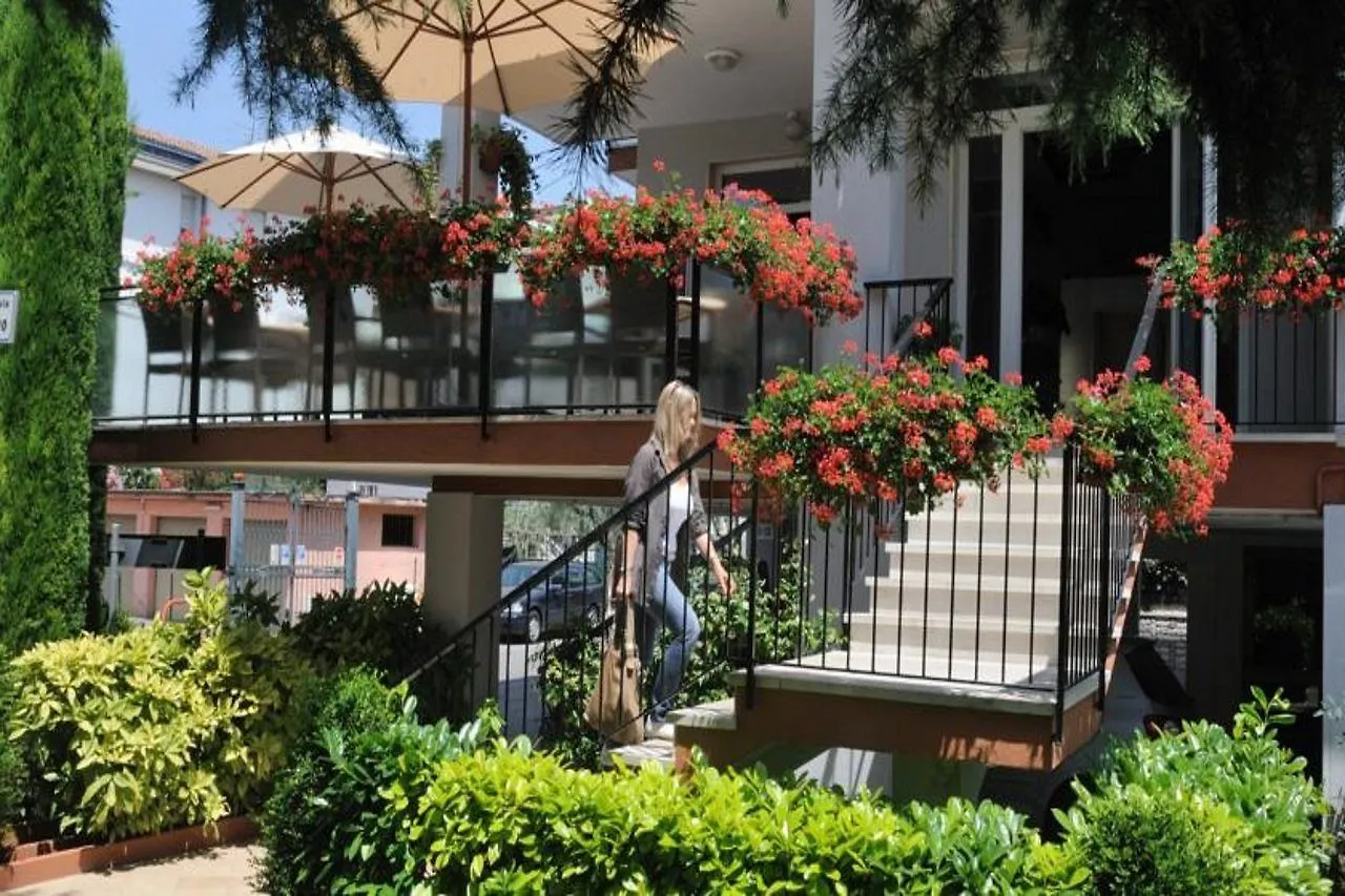 Hotel Taormina バルドリーノ イタリア