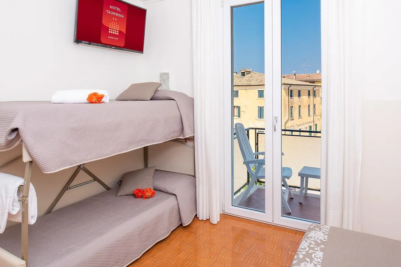 Hotel Taormina バルドリーノ 2*,  イタリア