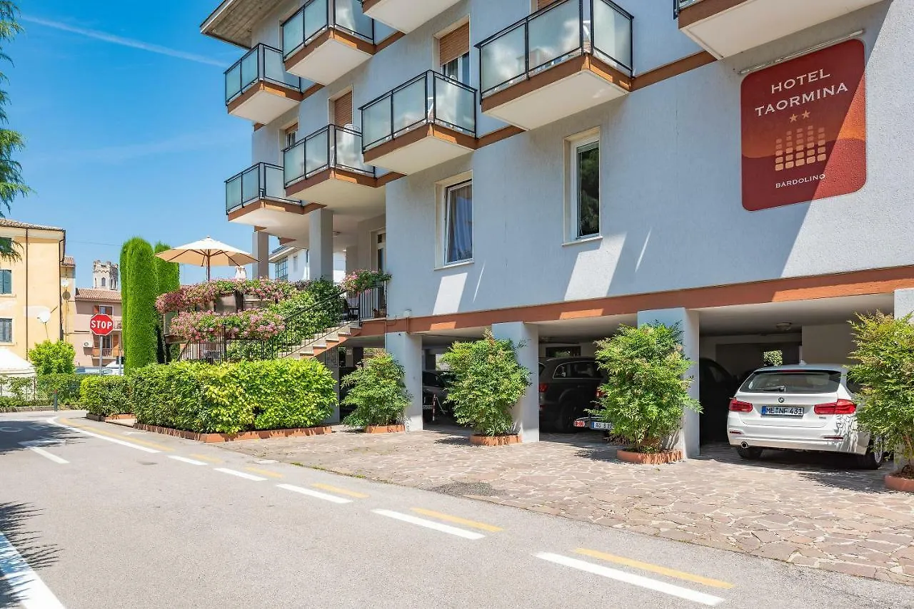 Hotel Taormina バルドリーノ
